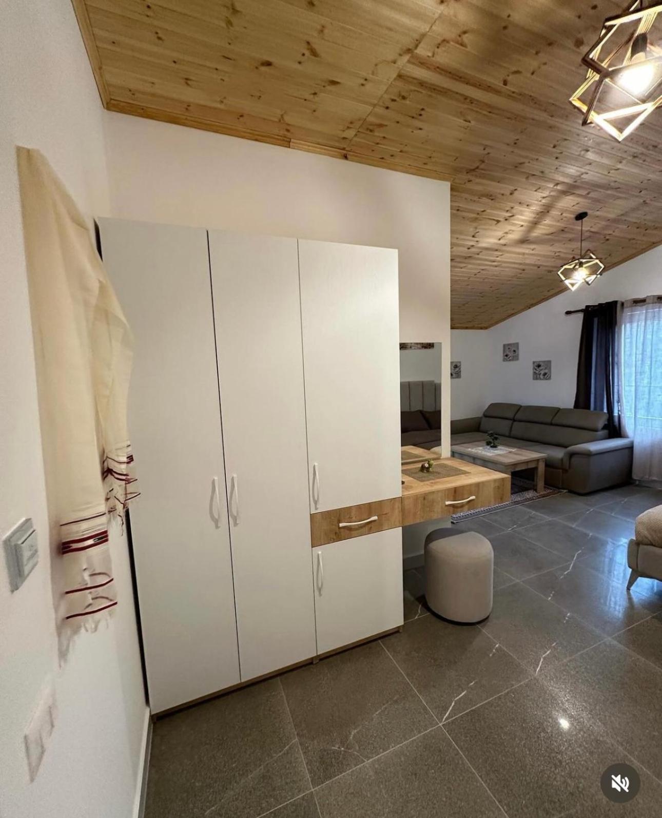 Qyteza Guest House & Camping Shkoder Bagian luar foto
