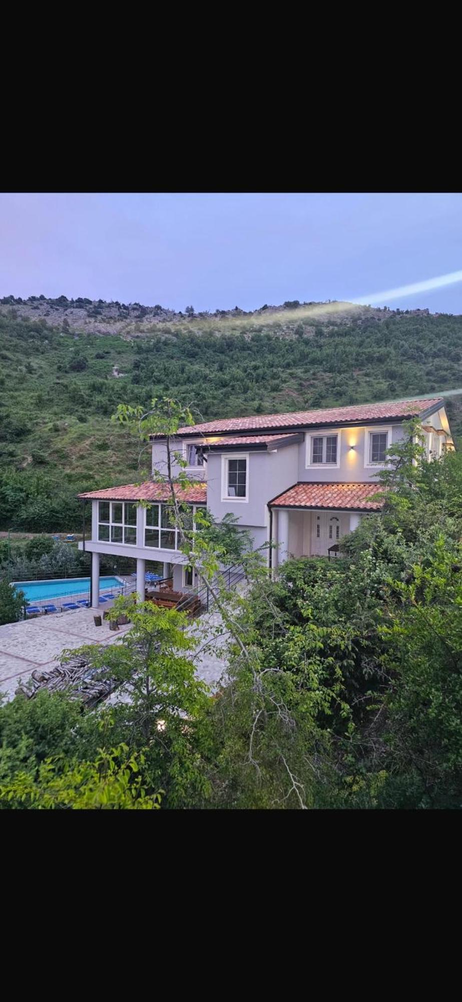 Qyteza Guest House & Camping Shkoder Bagian luar foto
